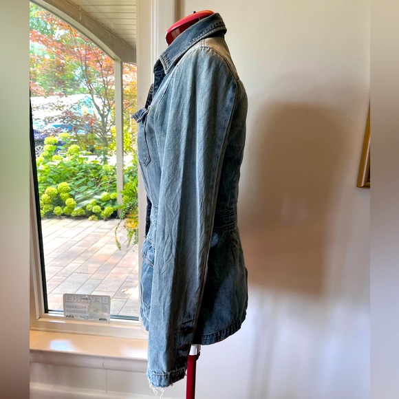 DISTRESSED DENIM JACKET - Picture 4 of 12